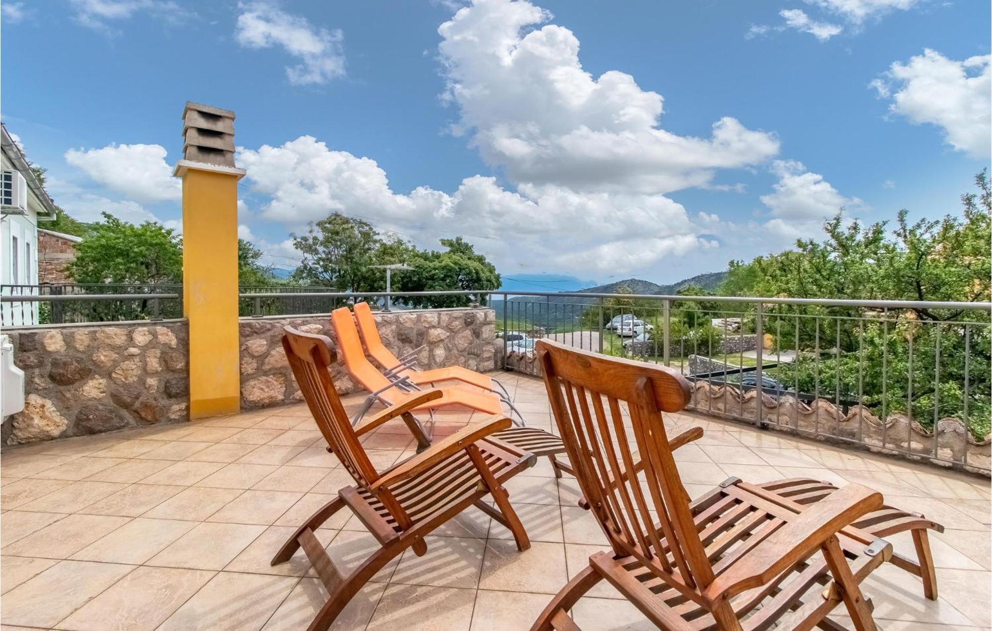 Stunning Home In Bribir With Wifi Bagian luar foto