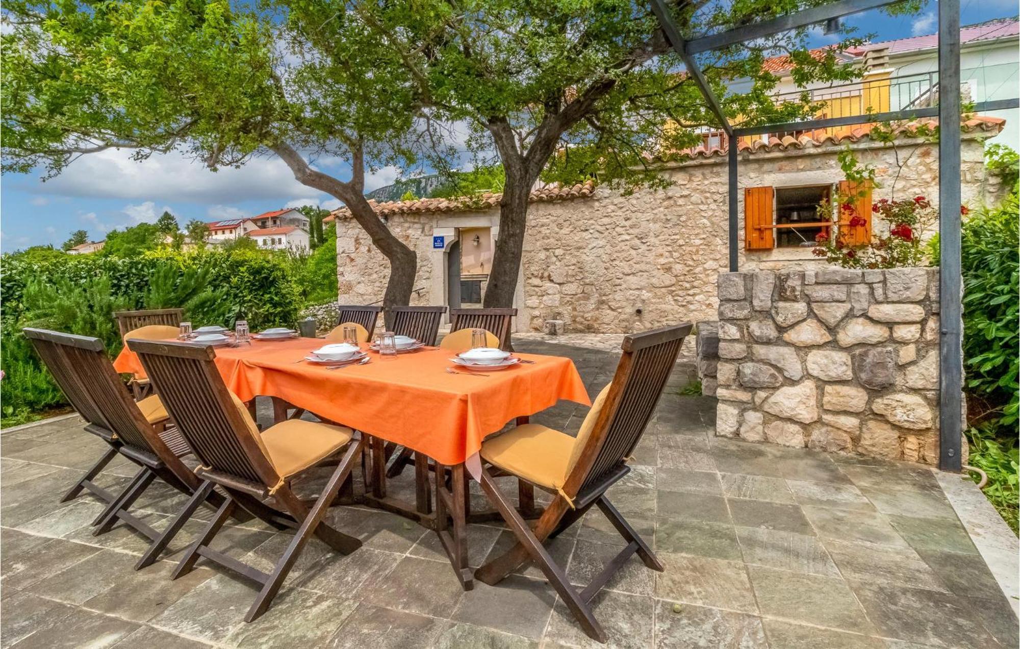 Stunning Home In Bribir With Wifi Bagian luar foto